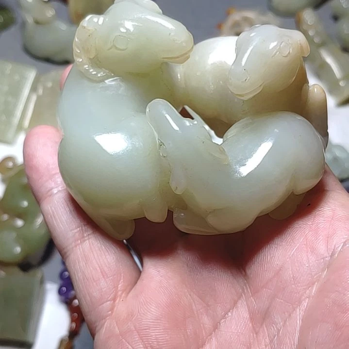 和田玉颈饰未镶嵌淡