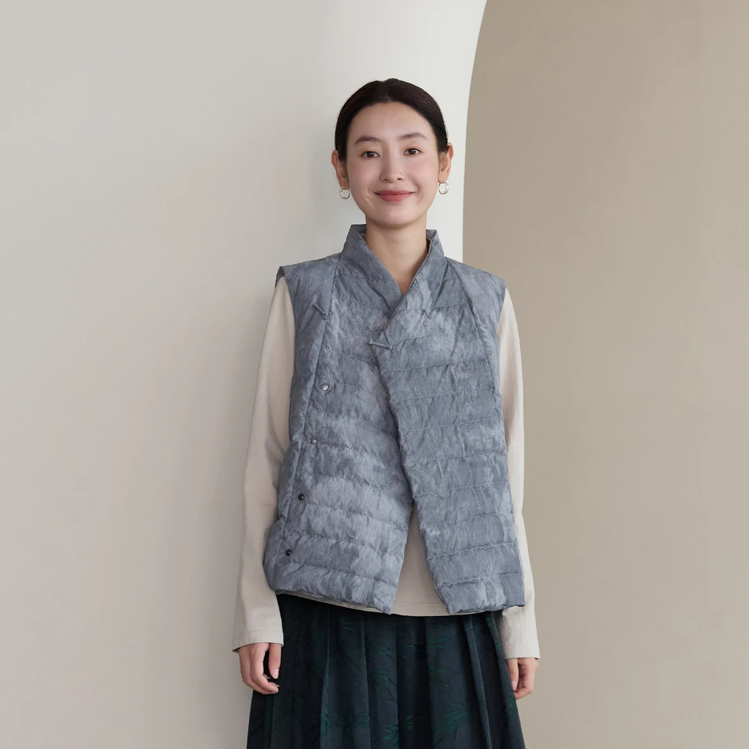 【意迟】吉祥羽儿原创百搭90纯白鸭绒羽绒水墨风背心偏襟叠穿马甲