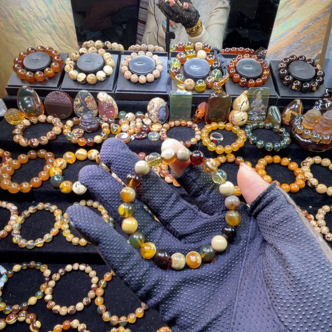 琥珀未镶嵌手串多宝0.9，