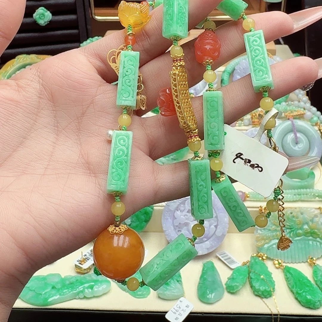 颈饰未镶嵌翡翠翡翠吊坠