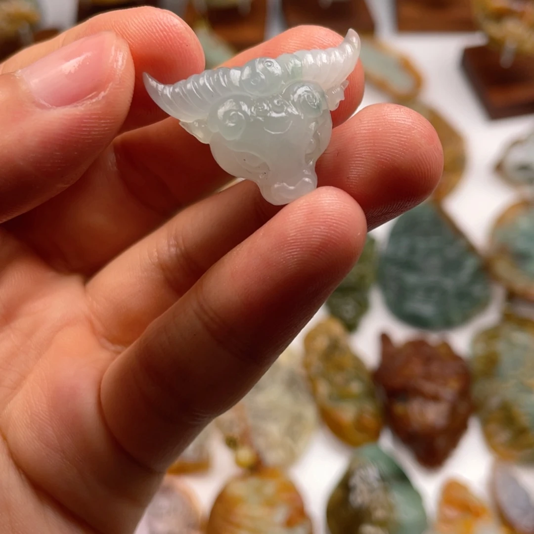 定制翡翠未镶嵌翡翠