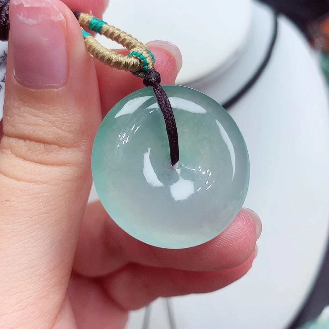 颈饰未镶嵌翡翠翡翠32，26/5.7