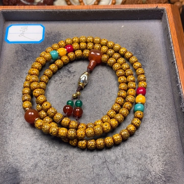 星月菩提吊坠菩提