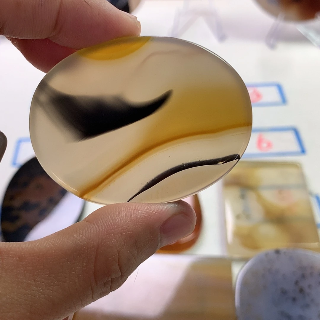 玛瑙/玉髓未镶嵌珠宝半成品