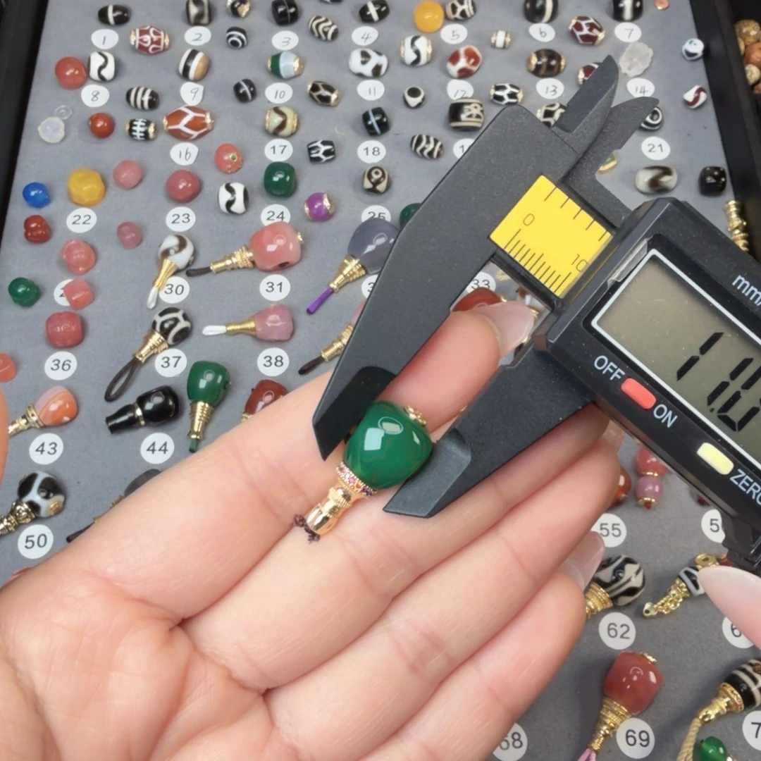 玛瑙/玉髓未镶嵌饰品