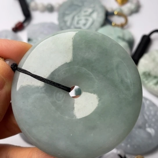 翡翠未镶嵌挂件翡翠