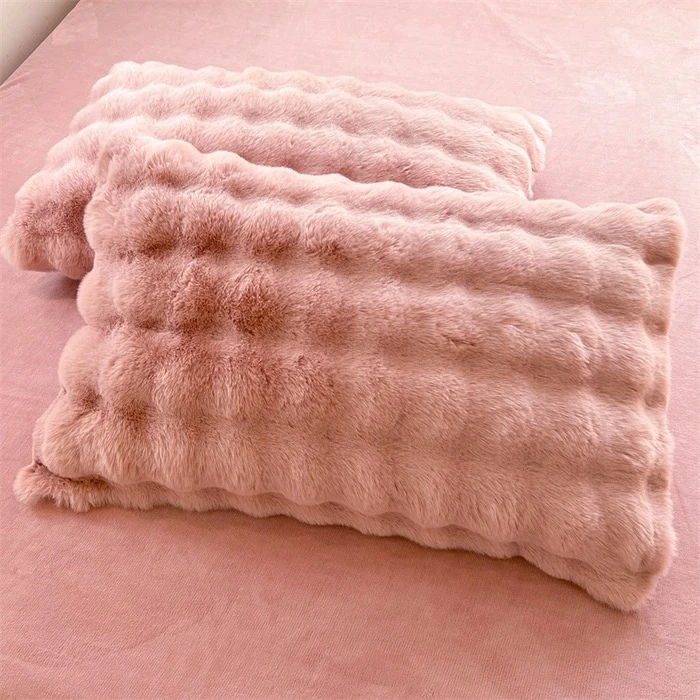 【枕头一只】兔毛绒绿色枕头通用秋冬季简约风舒适保暖双面款