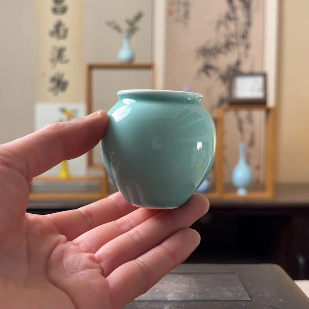 摆件美好的一天从一杯