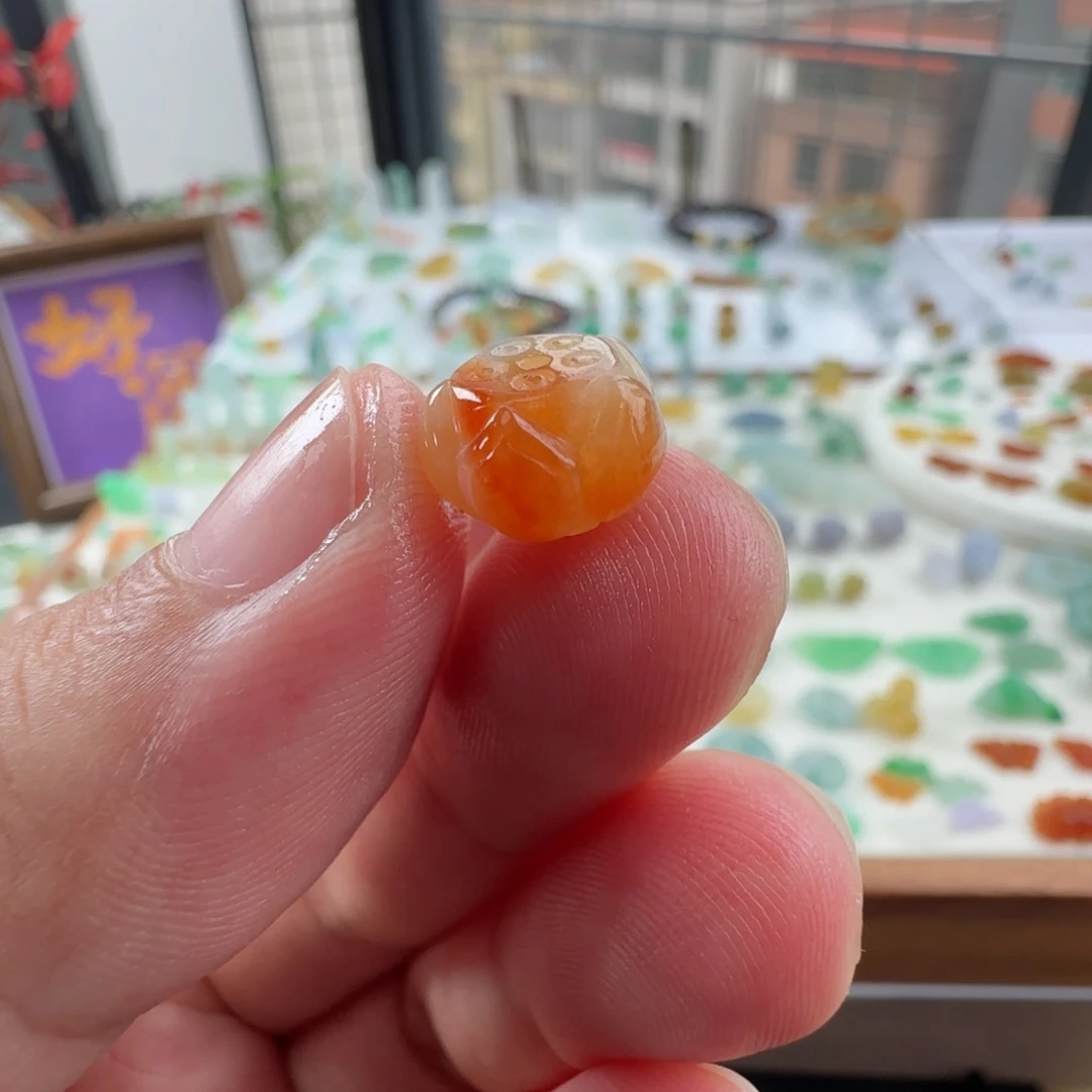 未镶嵌定制翡翠小*定制翡翠毛货不退不换