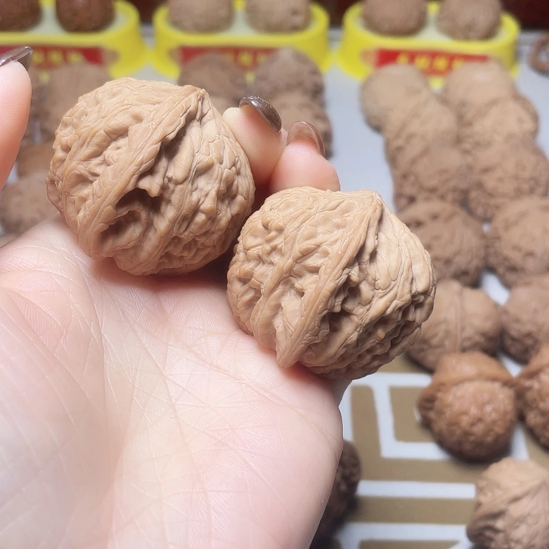 吊坠文玩核桃泥鳅背