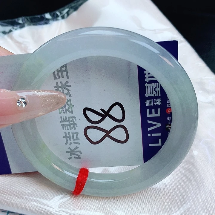 翡翠手镯未镶嵌缅甸天然a货翡翠手镯