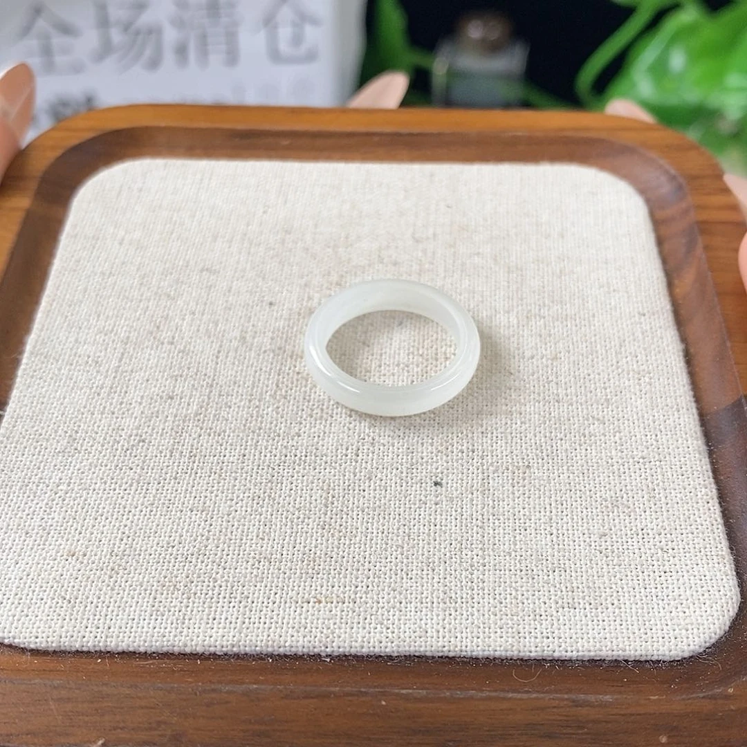 和田玉（青玉）戒指未镶嵌B52透白细条17.6不退换