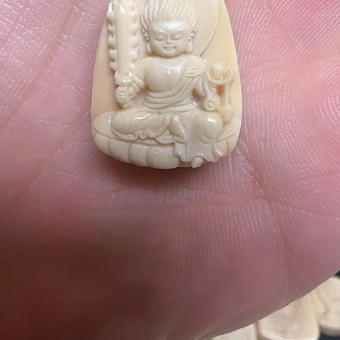 天然猛犸象牙瑕疵品