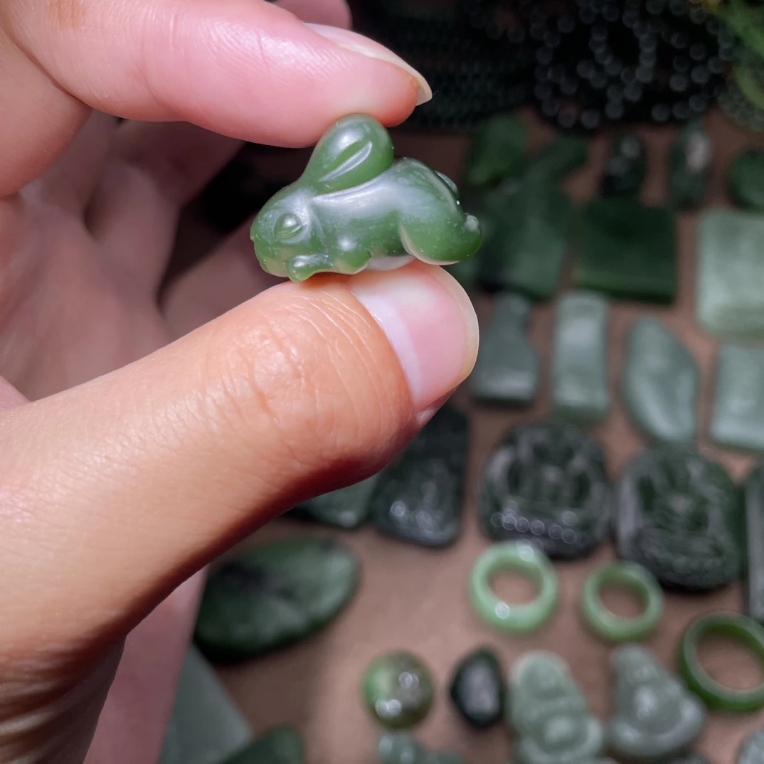 立体兔前途无量生肖配饰手工可爱编绳雕刻镶嵌幽灵精美项坠