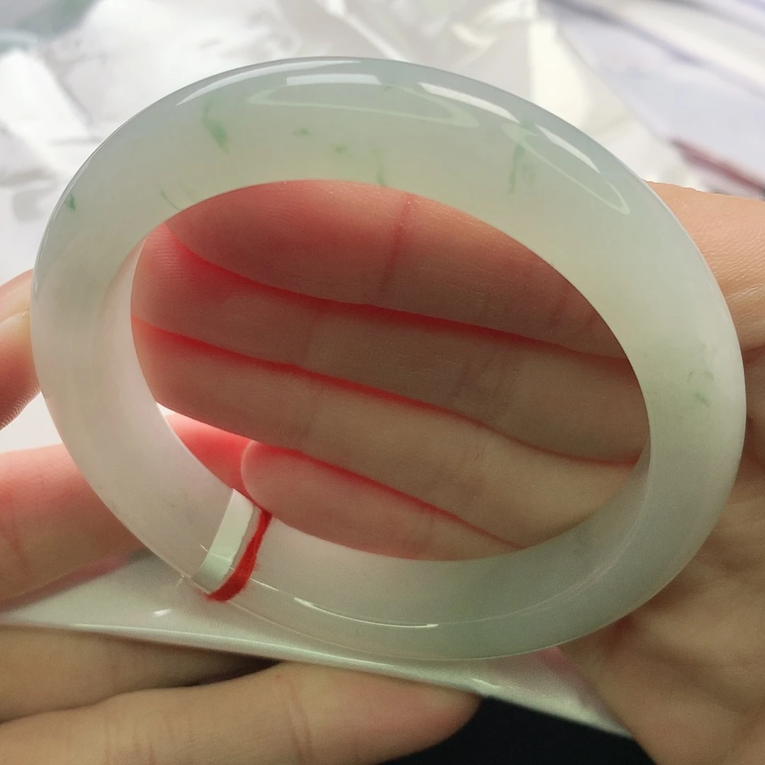 翡翠未镶嵌手镯缅甸5556