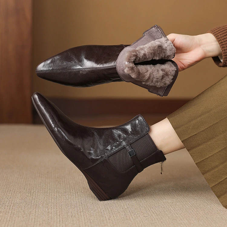 头层羊皮2cm～法式复古尖头百搭粗跟短靴秋冬厚毛女气质时装靴短筒