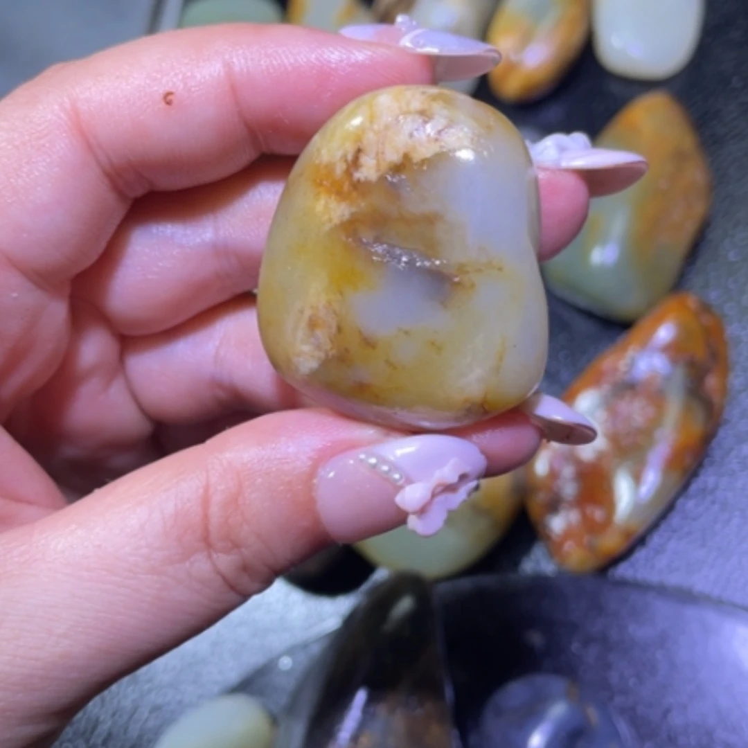 【闪购商品】颈饰未镶嵌和田玉