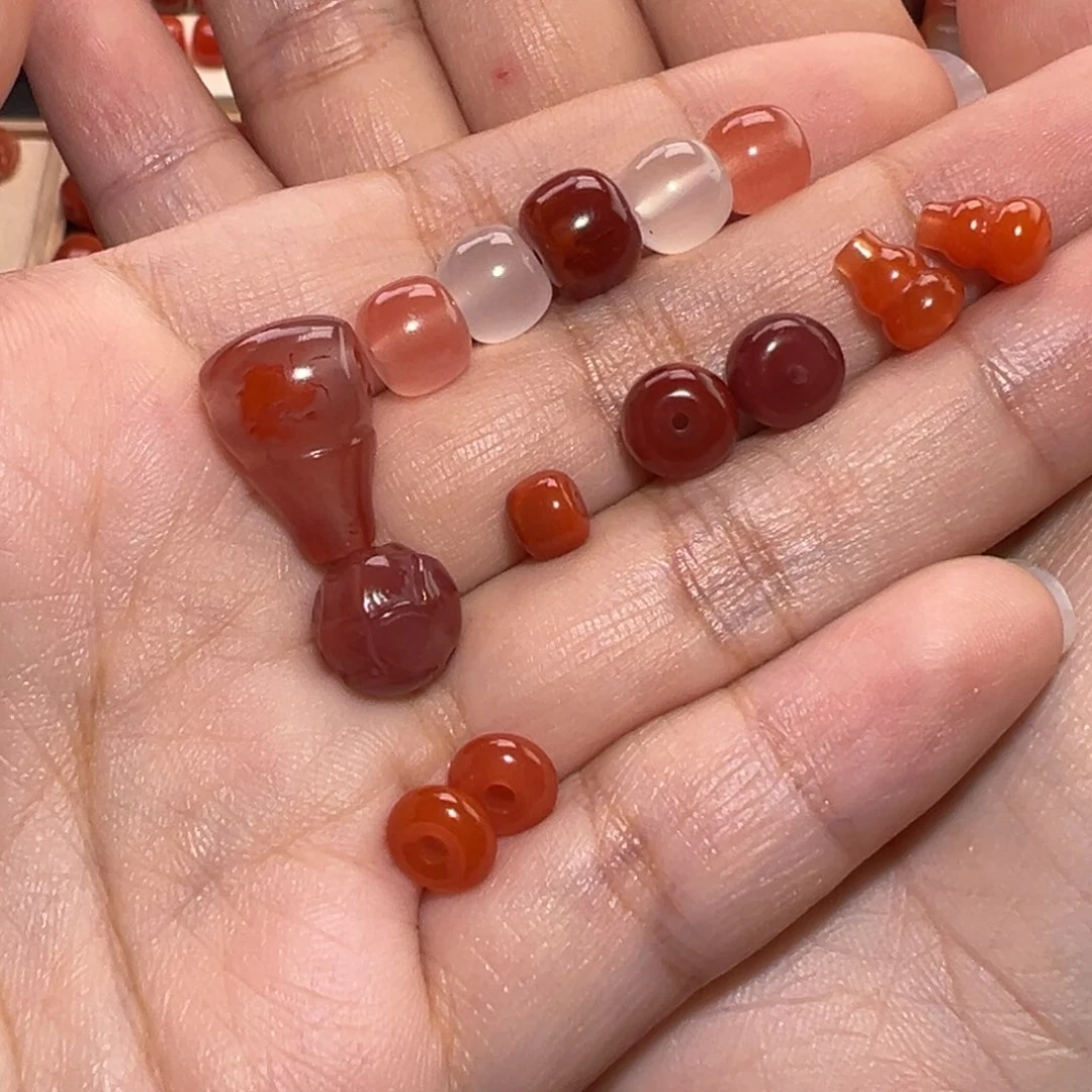 南红玛瑙珠宝奇石未镶嵌宸*腰珠顶珠三通背云