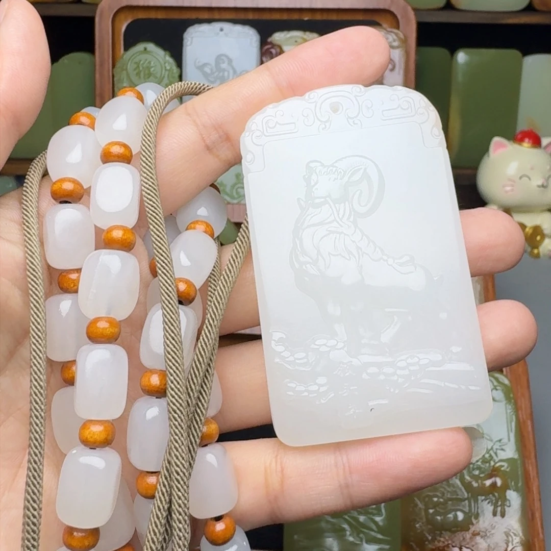 肚*哥新疆昆仑山料生肖羊