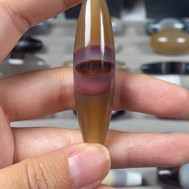 剪***头玛瑙/玉髓未镶嵌颈饰