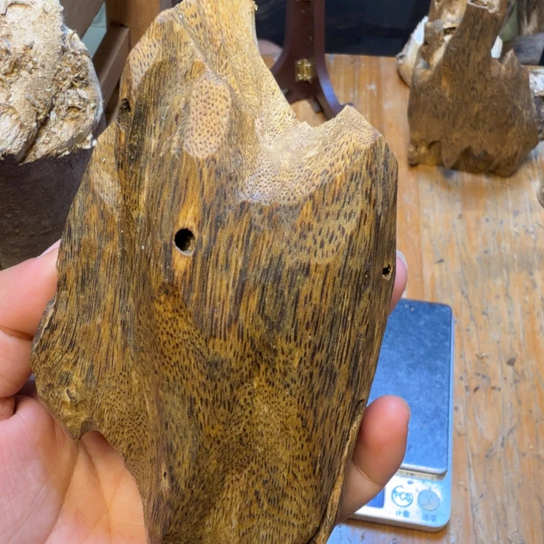 沉香块料沉香块料77克