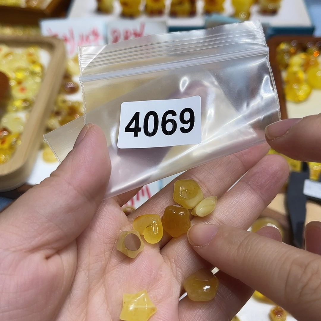 琥珀未镶嵌珠宝奇石