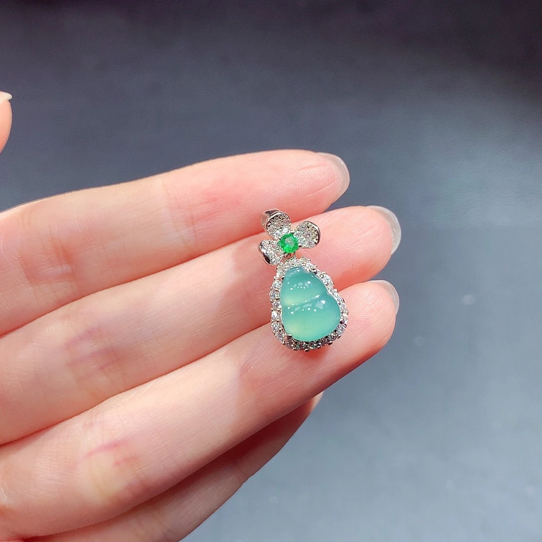 翡翠戒指未镶嵌翡翠