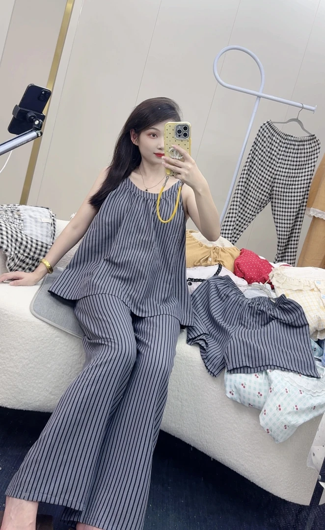 【R624】法式高级感条纹挂脖吊带短裤+长裤三件套+胸垫