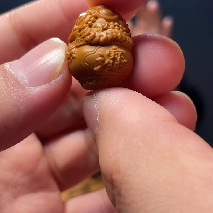 橄榄核吊坠橄榄核