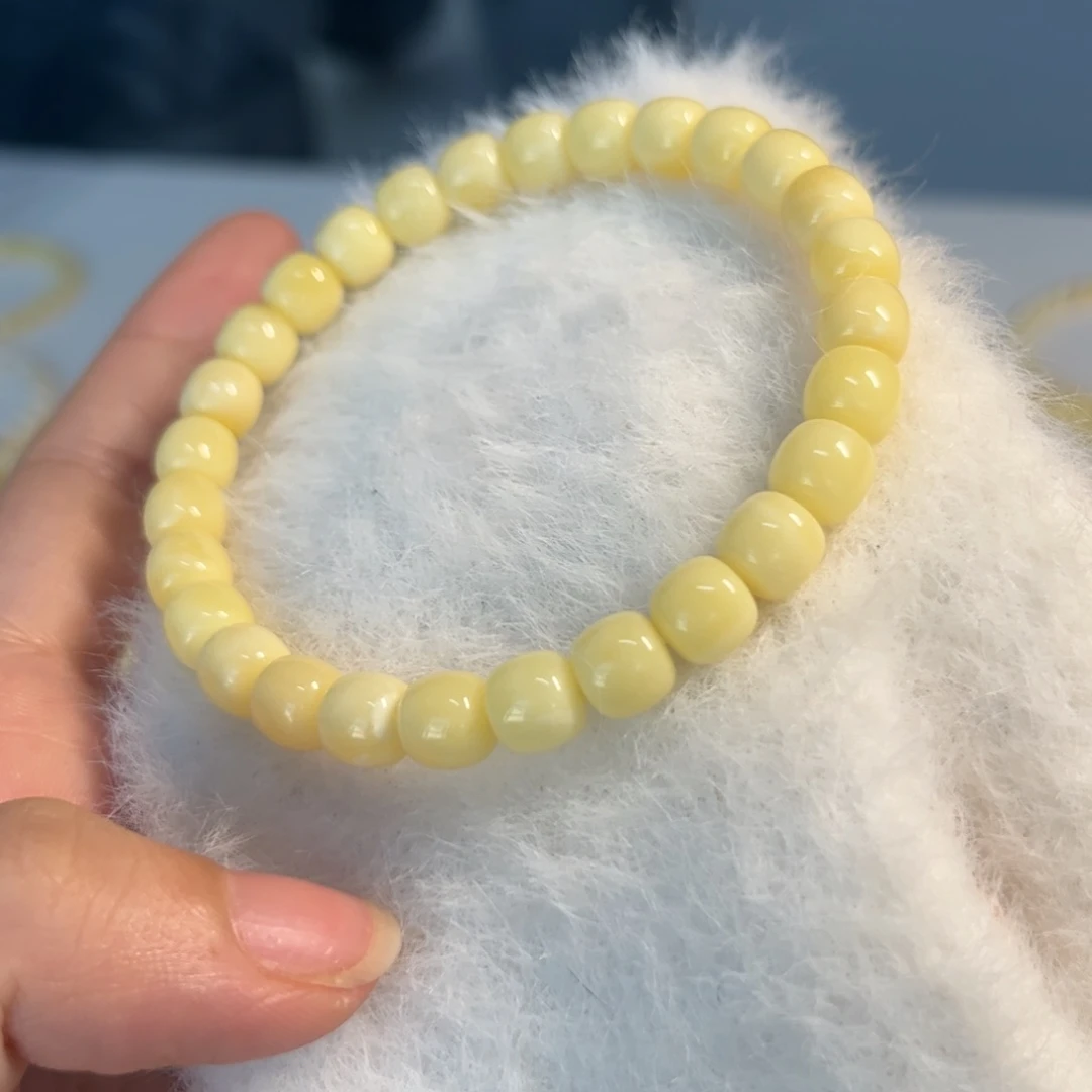 未镶嵌蜜蜡裸石蜜蜡