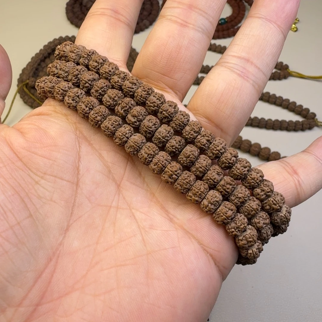 郁***峰金刚菩提吊坠花王