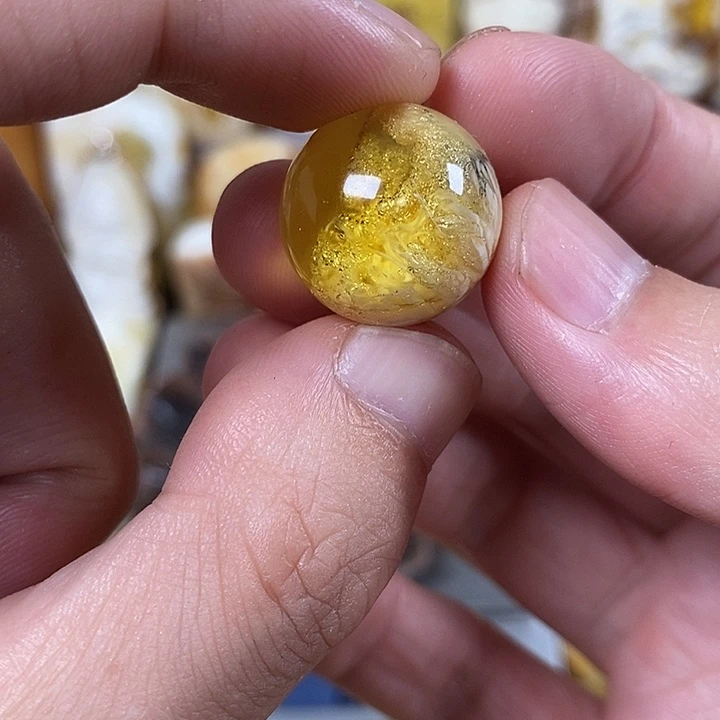未镶嵌琥珀裸石我