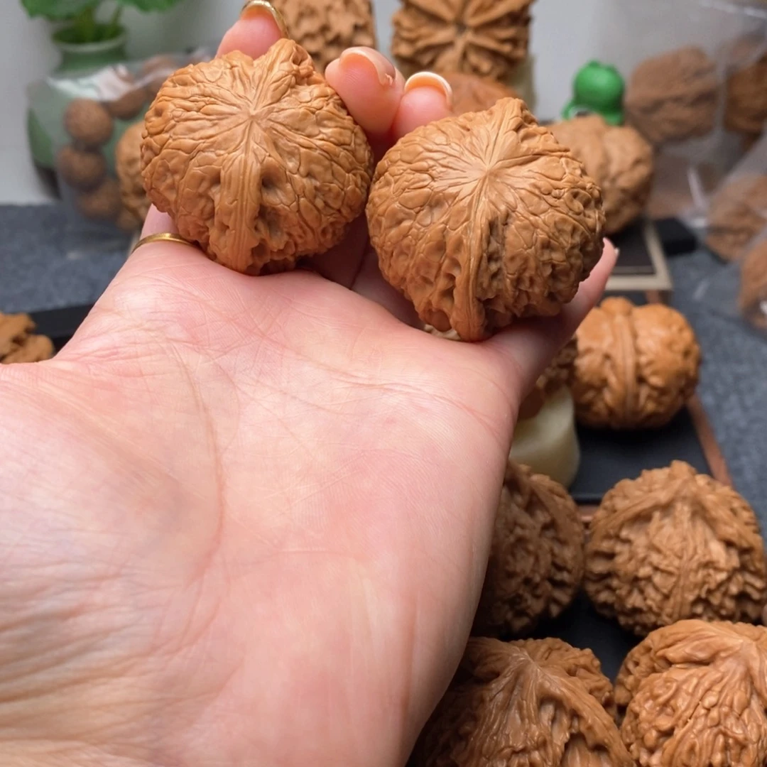 文玩核桃吊坠42铁锤