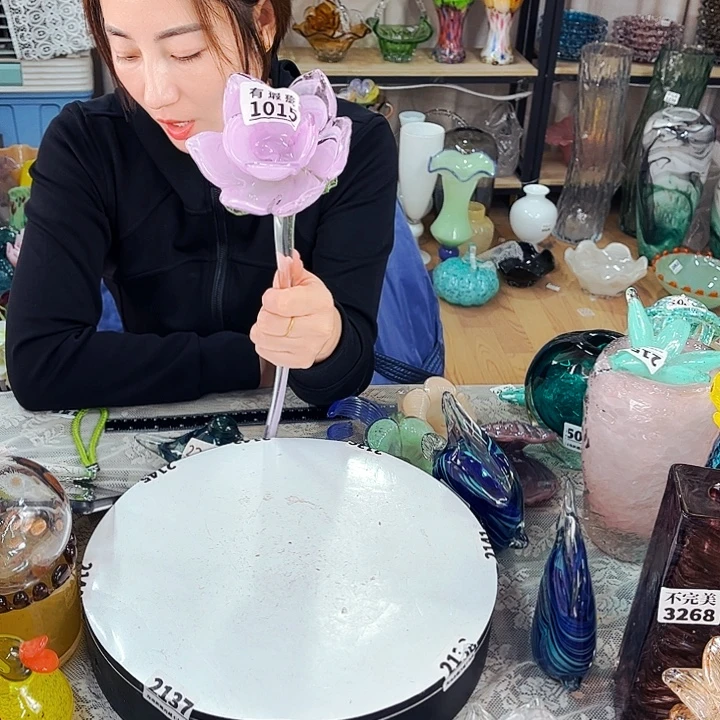 1015瑕荷花 家悦琉璃工艺品