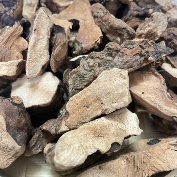 广东本地大自然野货白肉粉质野土茯苓可煲汤煮水
