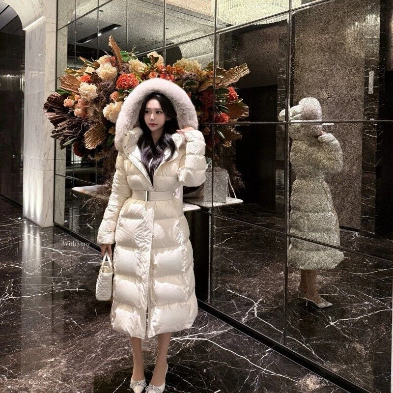 真狐狸毛领收腰显瘦长款羽绒服女冬季韩版外套