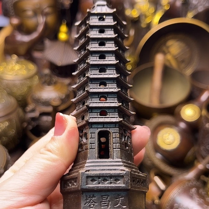 铜11236558963696566666