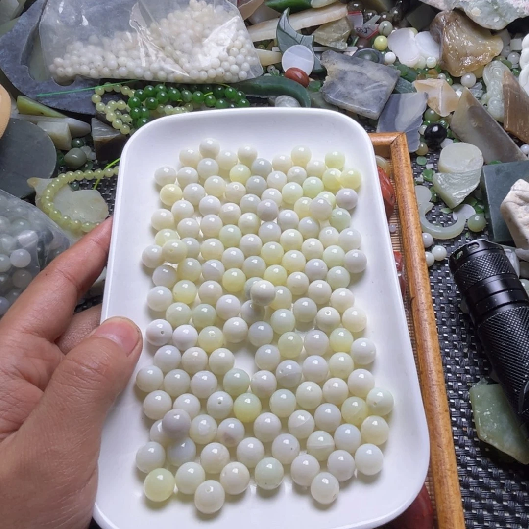 回***件和田玉（糖玉）未镶嵌挂件