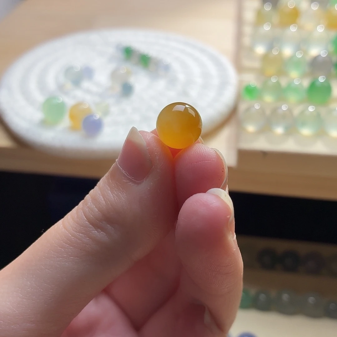 旺***女翡翠散珠翡翠1236