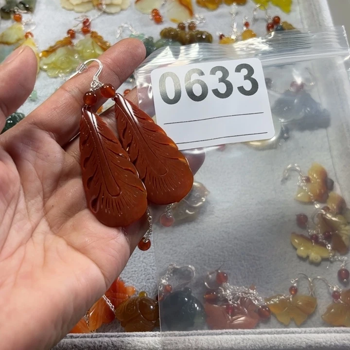 凝***心蛇纹石玉合金耳饰