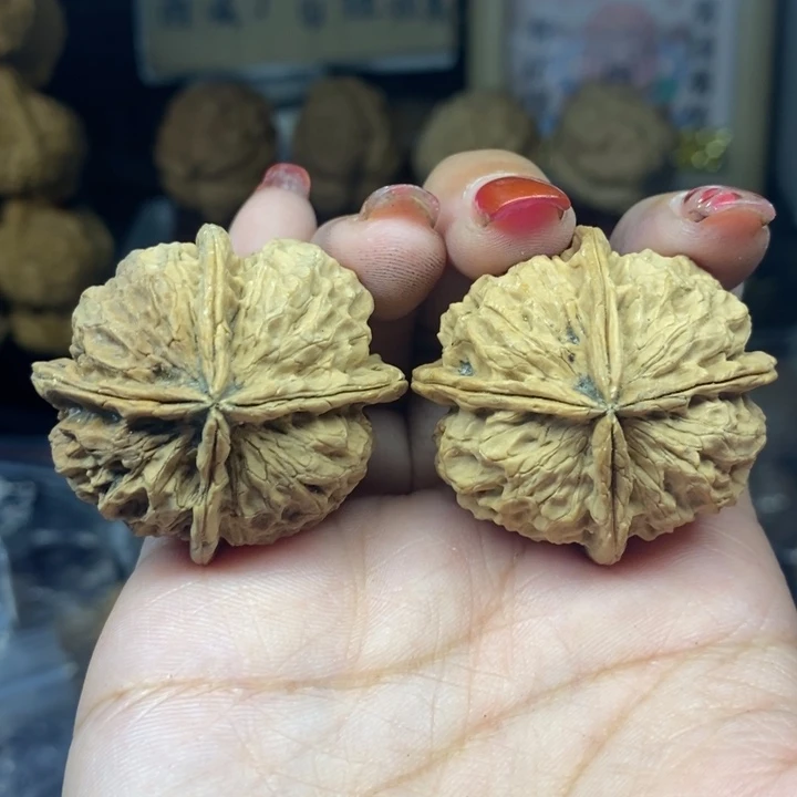 文玩核桃吊坠98饕饕四棱