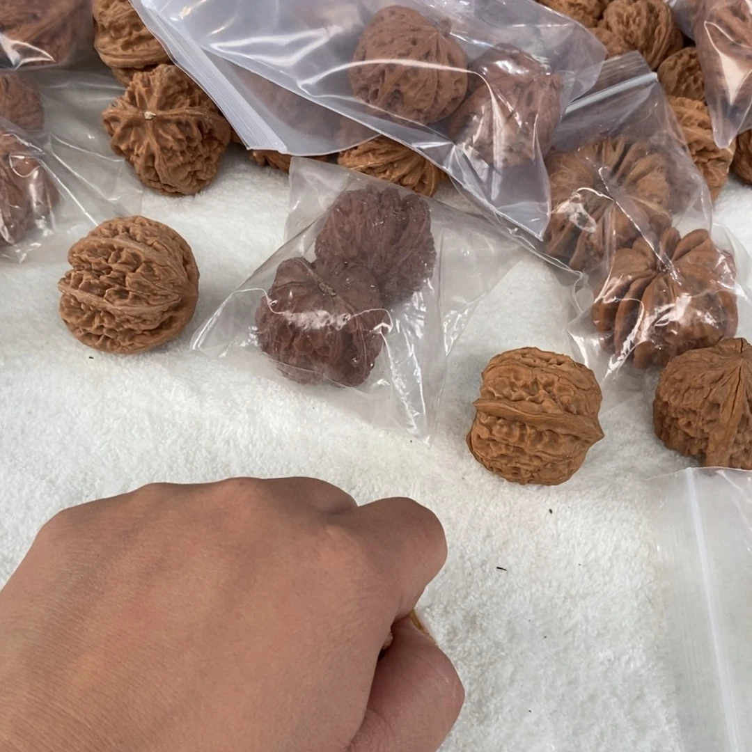 吊坠文玩核桃三角娃