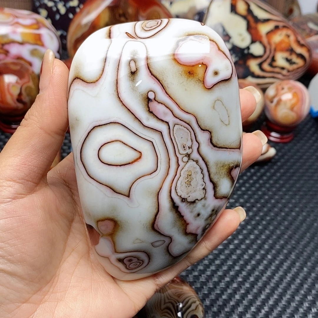 玛瑙/玉髓三毛打孔未镶嵌恒*