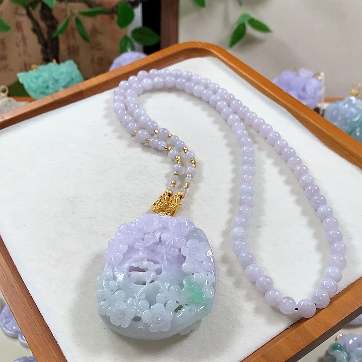 翡翠未镶嵌颈饰翡翠吊坠