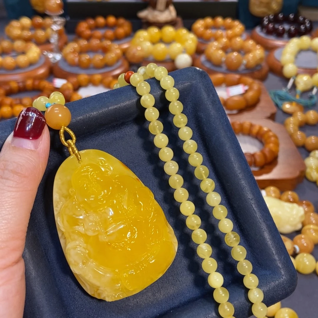 琥珀吊坠(赠链)未镶嵌