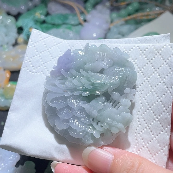 颈饰未镶嵌翡翠天