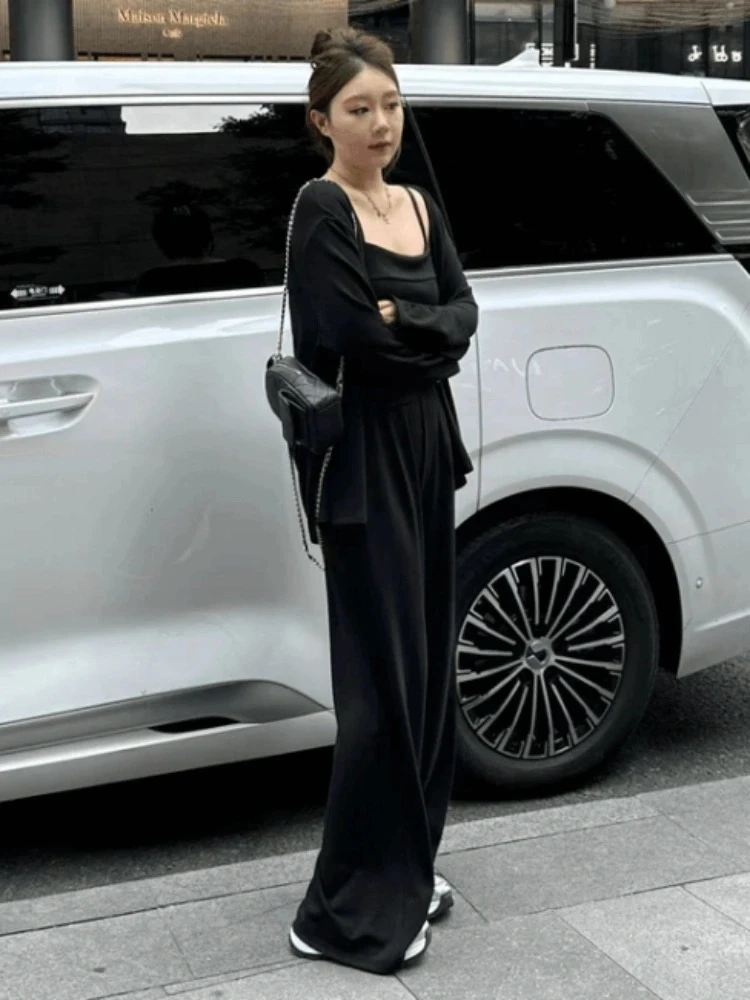 盲拍发空包NO退NO换孤品女装设计款辣妹上衣百搭网红时尚打底套装