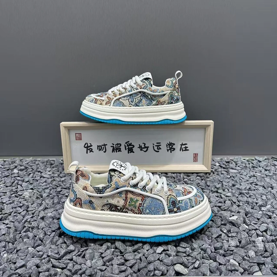 潮男新款重工刺绣烫钻男士厚底增高透气低帮休闲鞋百搭时尚男款鞋