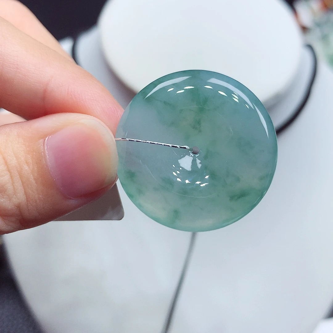 翡翠未镶嵌颈饰编号12，27/5.5