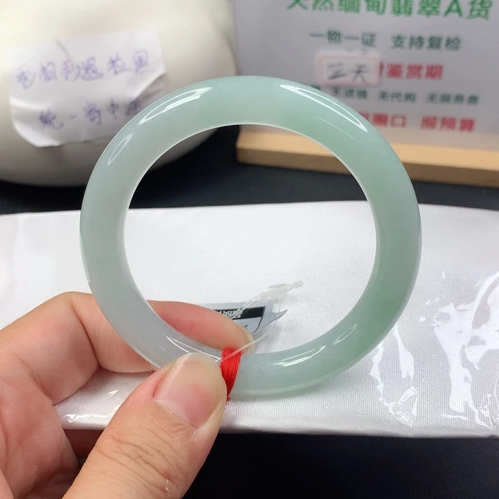 未镶嵌手镯（圆镯）翡翠5455